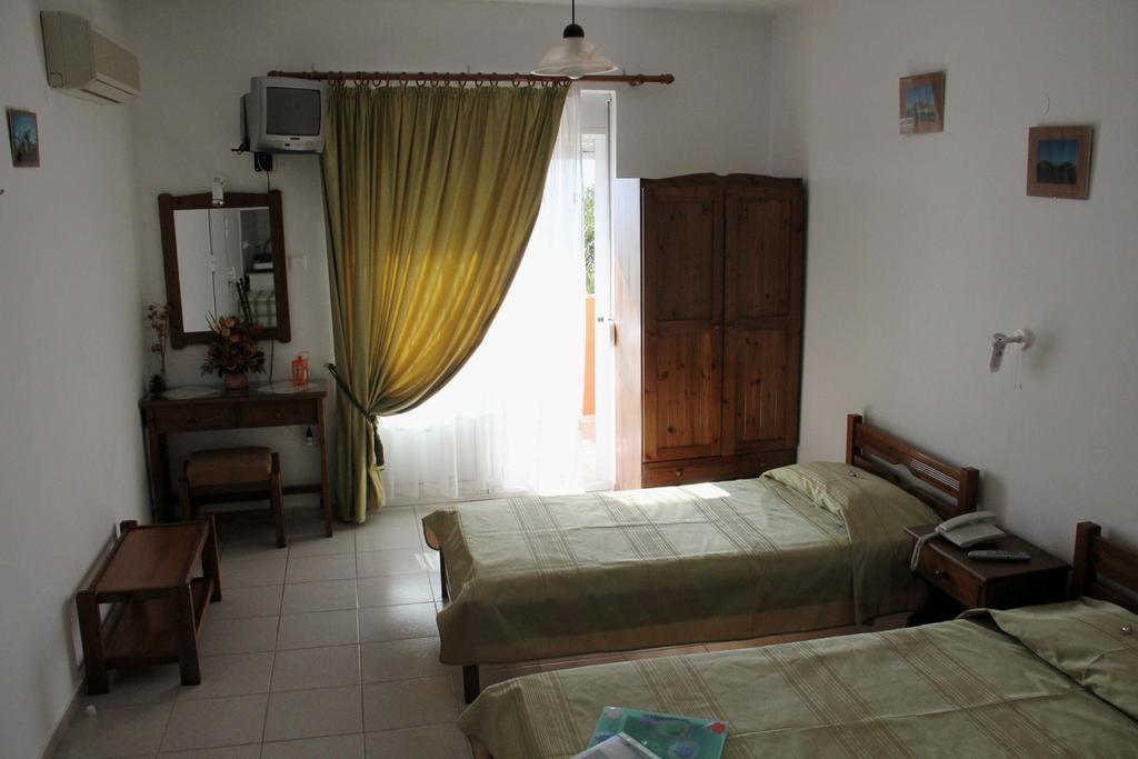 Maria Rooms Agia Ermioni 外观 照片